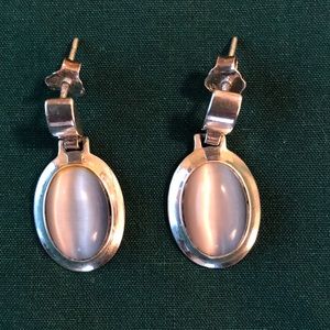 Sterling silver earrings w/gray/pearlized gemstone